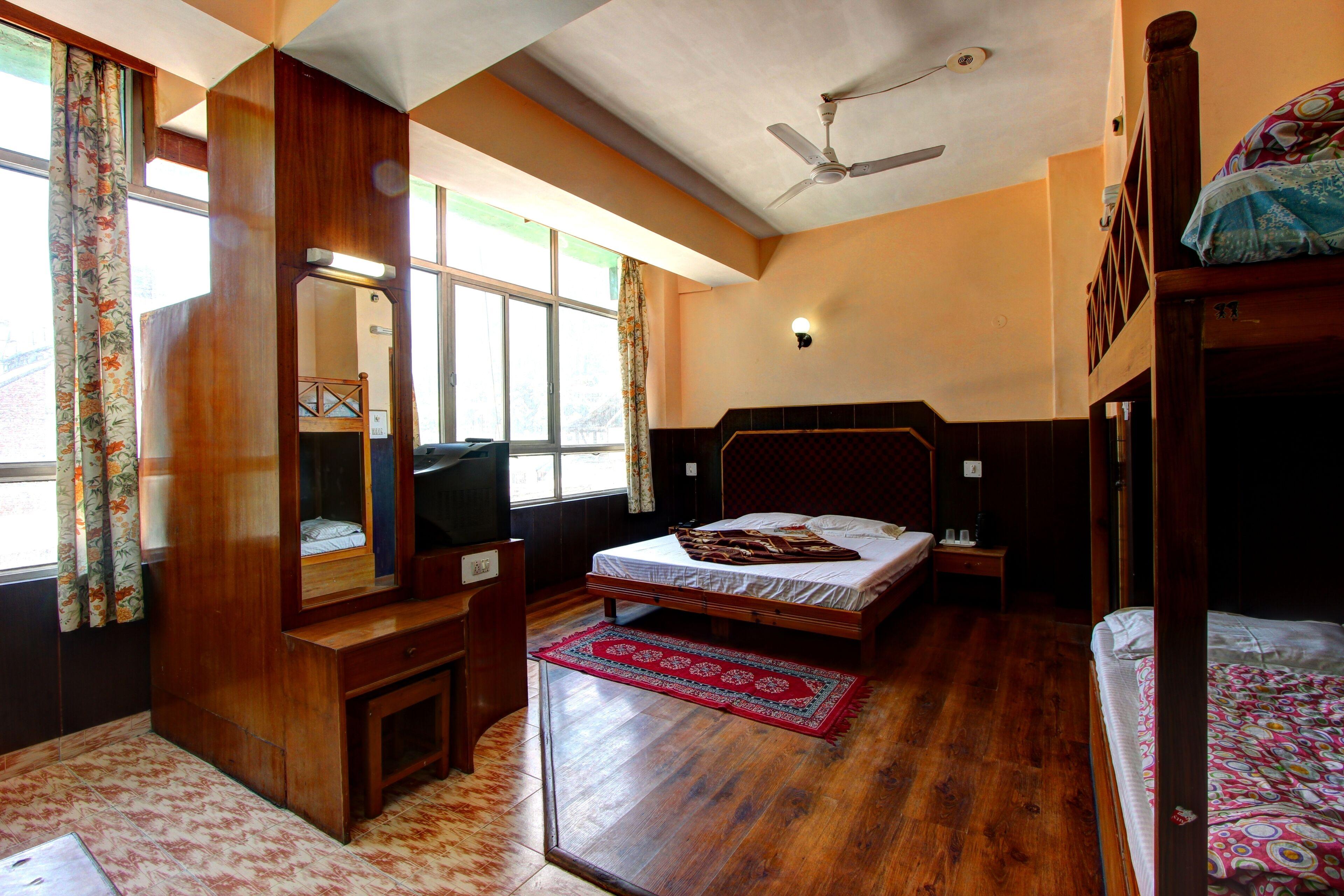 Hotel Yak - Manali (Himachal Pradesh) — Photos 3